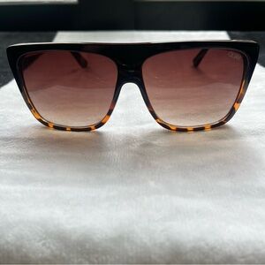 Quay x Desi Sunglasses (OTL)